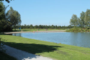 Zwemplas bij Vooroever Vlietsingel bij Medemblik aan het IJsselmeer